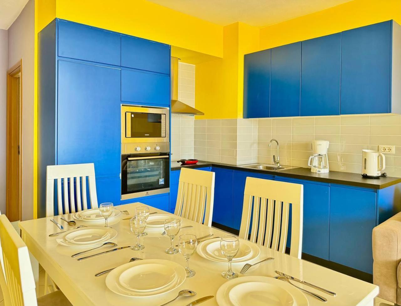 Colorful Sea View Apartment Sarande Exterior photo